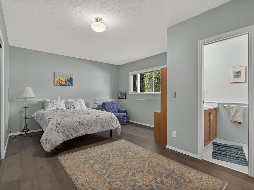 









832


Montigny

Road,
West Kelowna,




BC
V1Z 1S2

