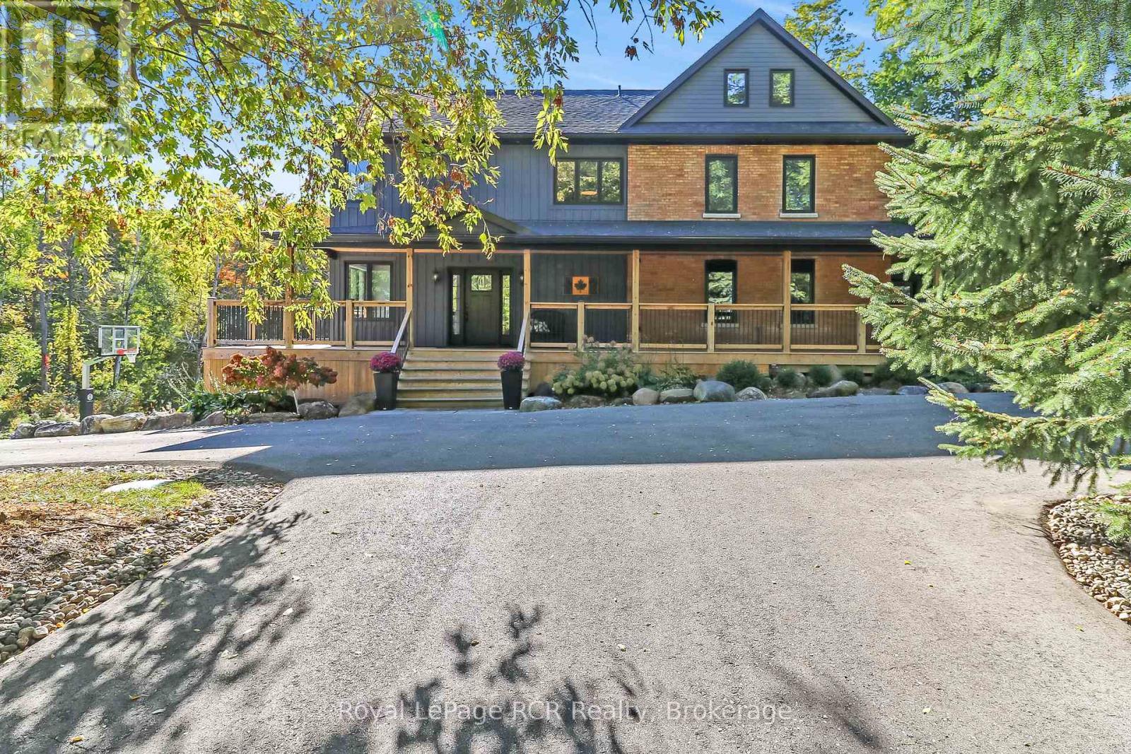 












3 HOLLY COURT

,
Collingwood,




Ontario
L9Y5G5

