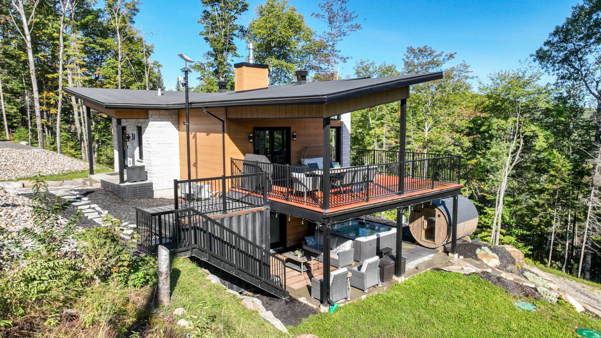 









31


Ch. de l'Altitude

,
Saint-Côme,




QC
J0K2B0

