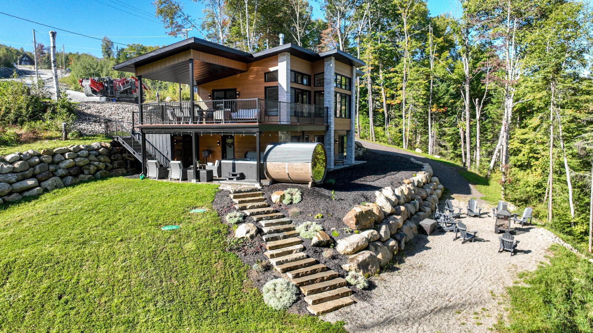 









31


Ch. de l'Altitude

,
Saint-Côme,




QC
J0K2B0

