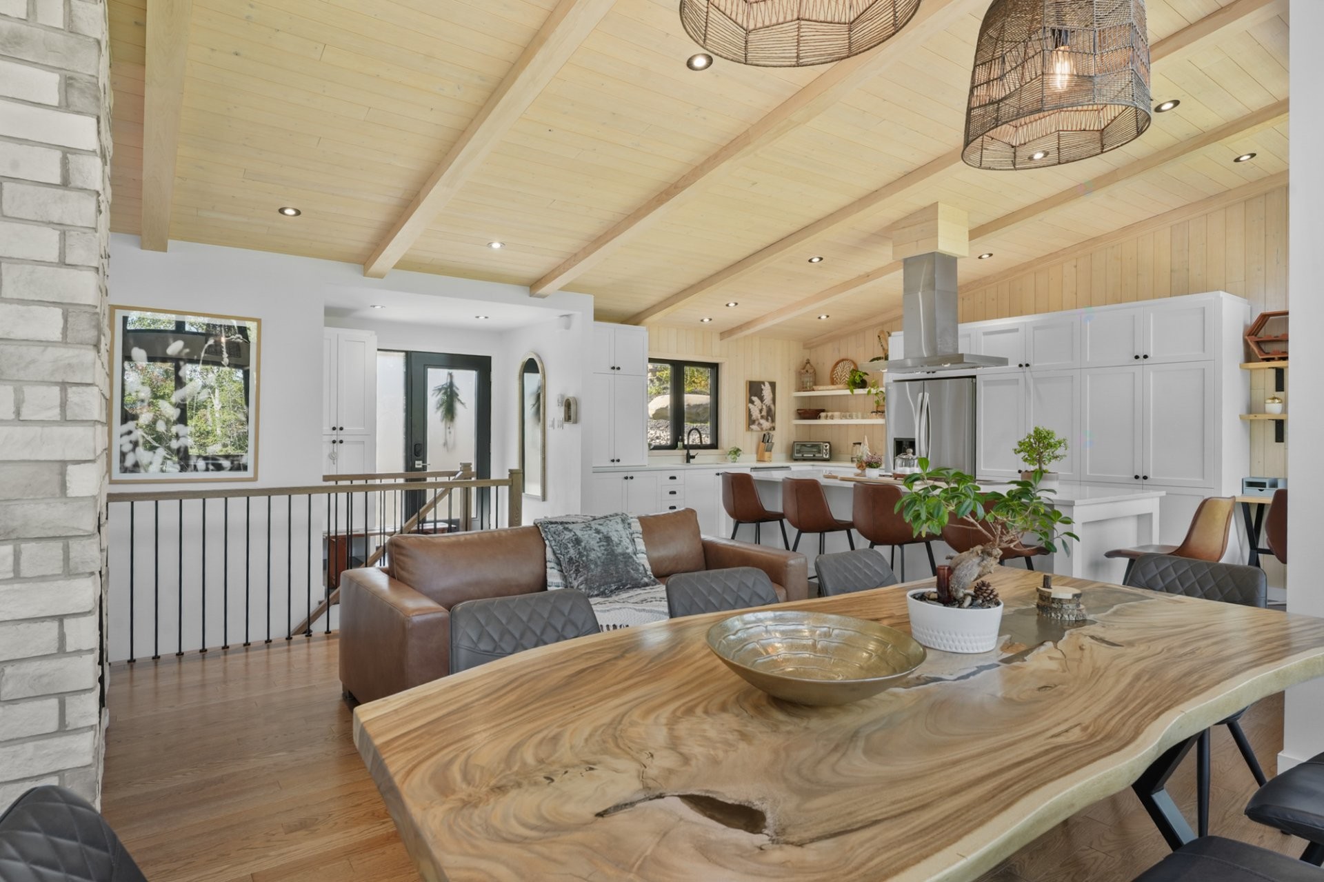 









31


Ch. de l'Altitude

,
Saint-Côme,




QC
J0K2B0

