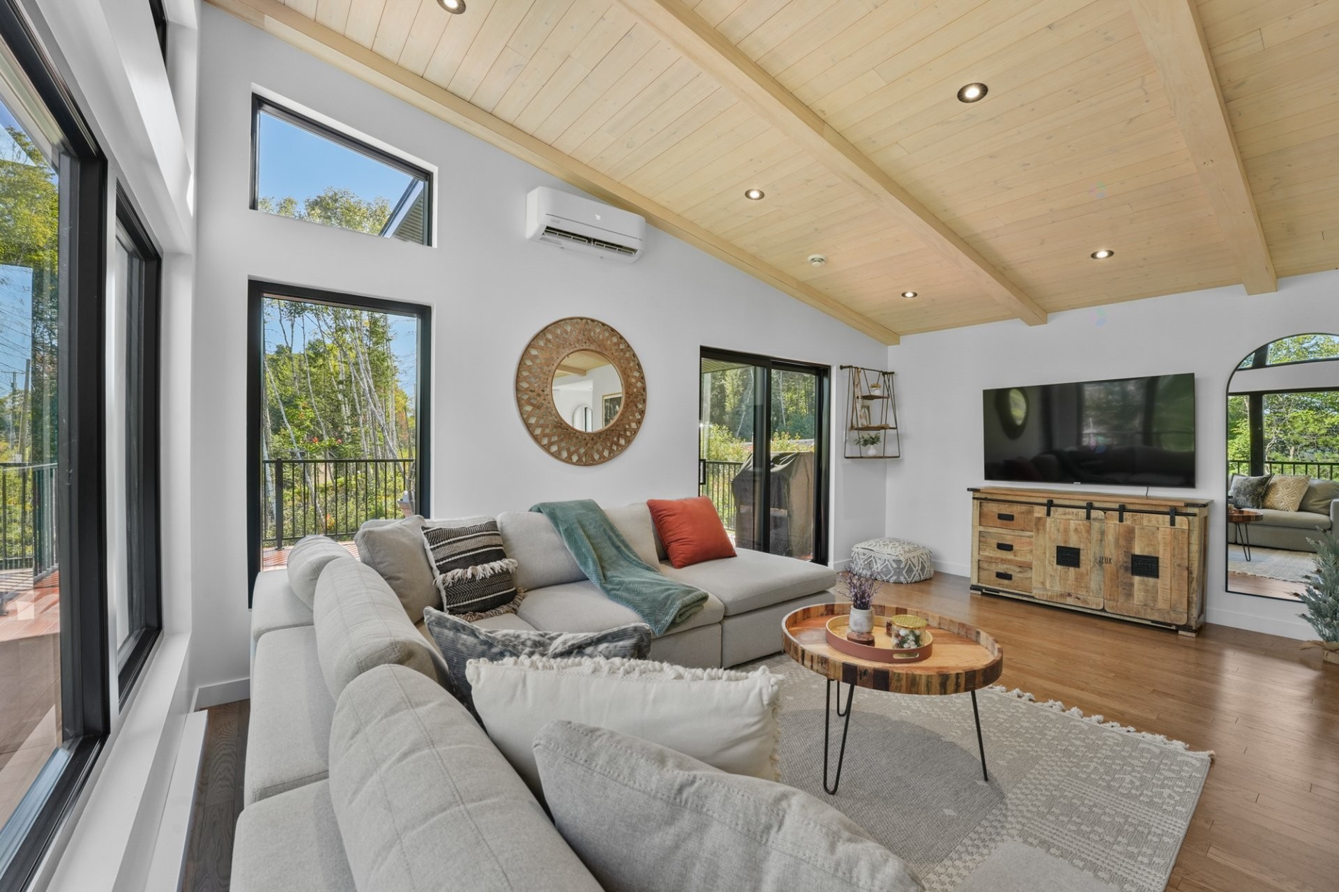 









31


Ch. de l'Altitude

,
Saint-Côme,




QC
J0K2B0

