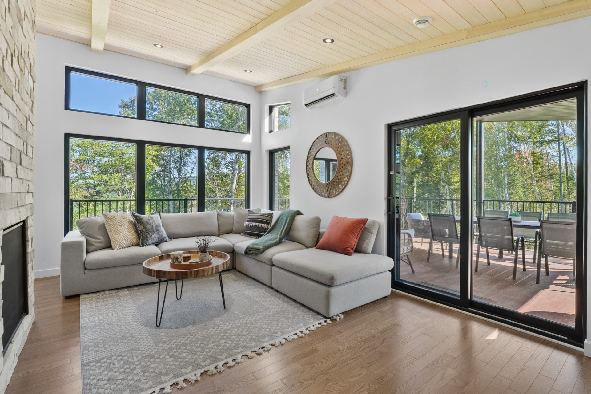 









31


Ch. de l'Altitude

,
Saint-Côme,




QC
J0K2B0

