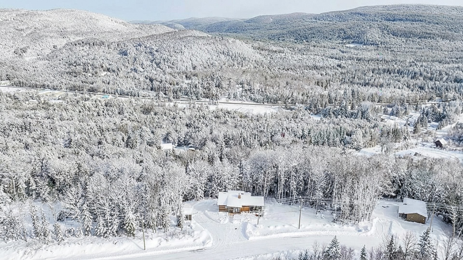 









31


Ch. de l'Altitude

,
Saint-Côme,




QC
J0K2B0

