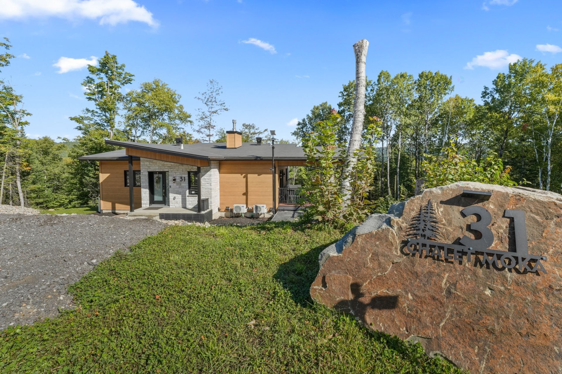 









31


Ch. de l'Altitude

,
Saint-Côme,




QC
J0K2B0

