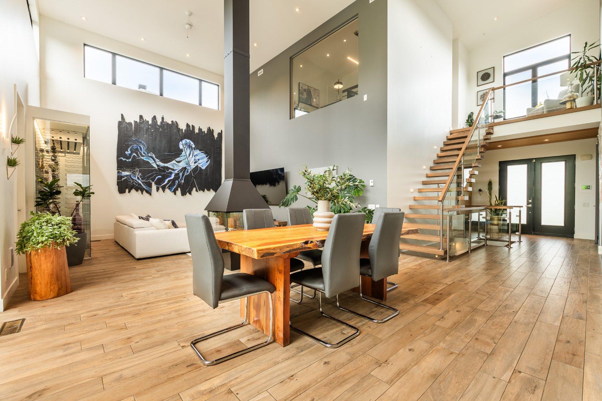 









104


Rue de l'Oiselet

,
Carignan,




QC
J3L7C3

