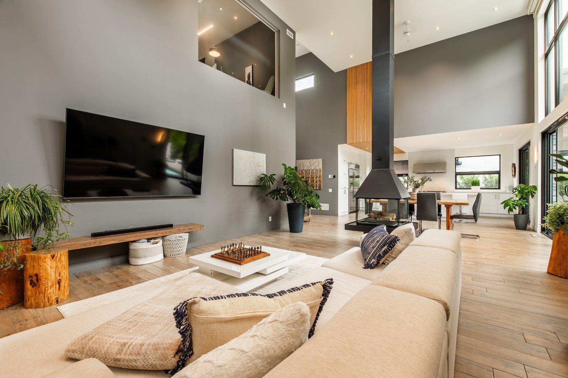 









104


Rue de l'Oiselet

,
Carignan,




QC
J3L7C3

