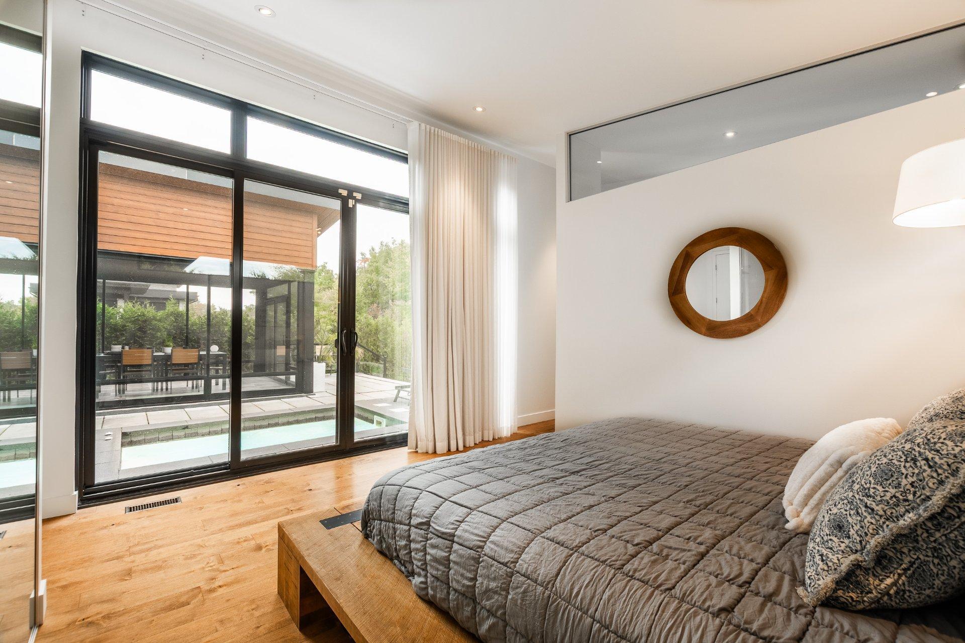 









104


Rue de l'Oiselet

,
Carignan,




QC
J3L7C3

