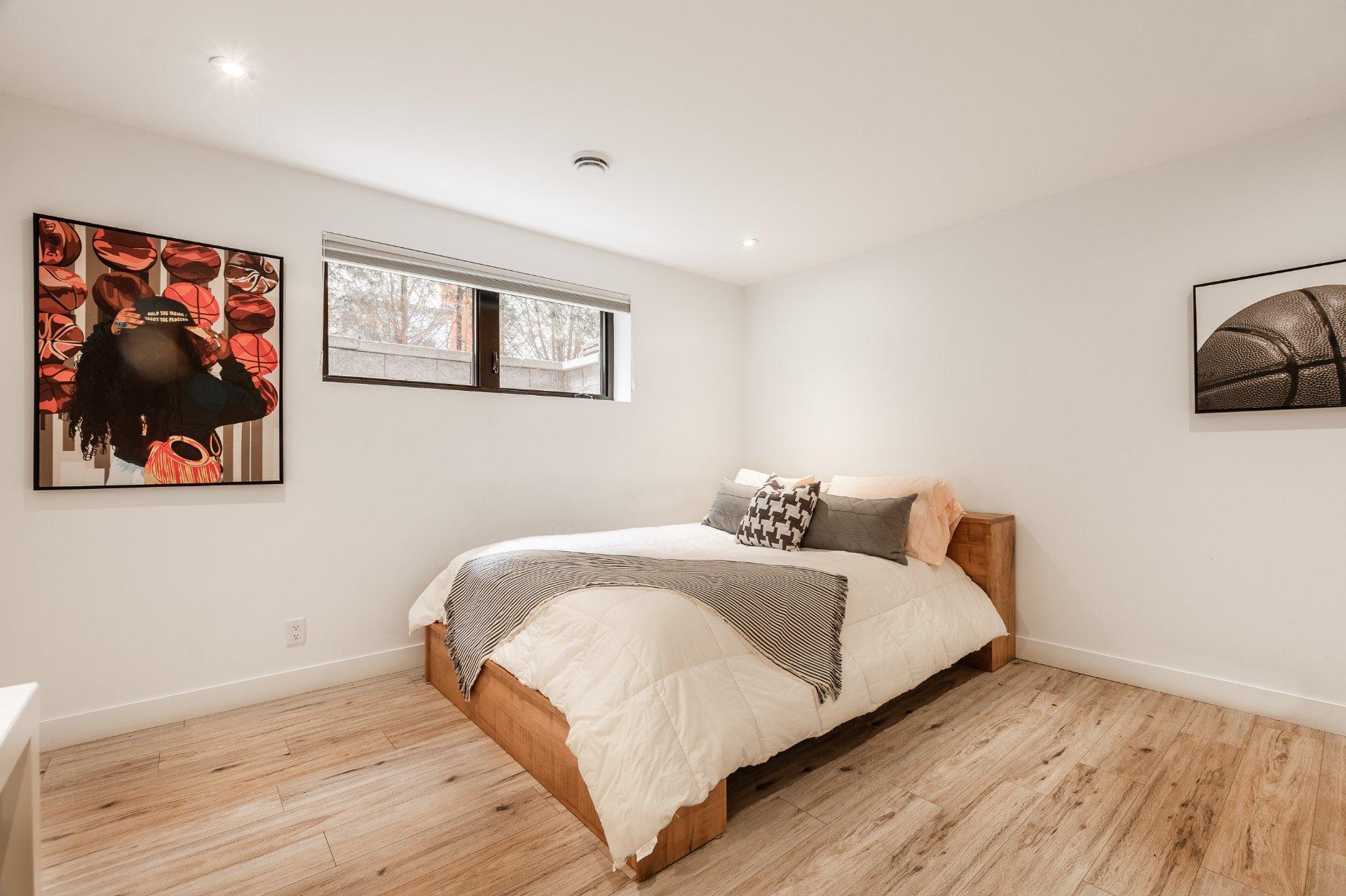 









104


Rue de l'Oiselet

,
Carignan,




QC
J3L7C3

