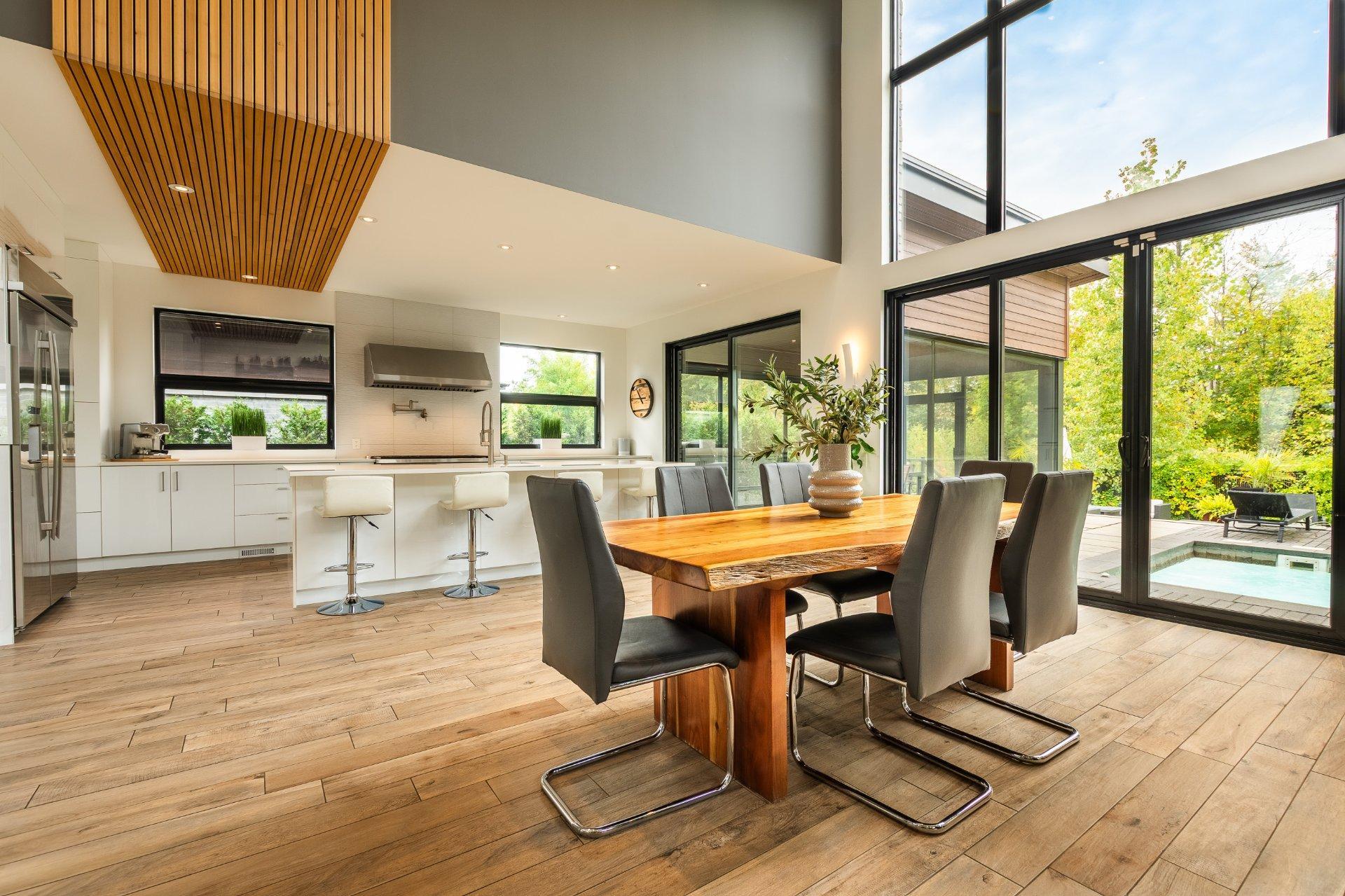 









104


Rue de l'Oiselet

,
Carignan,




QC
J3L7C3

