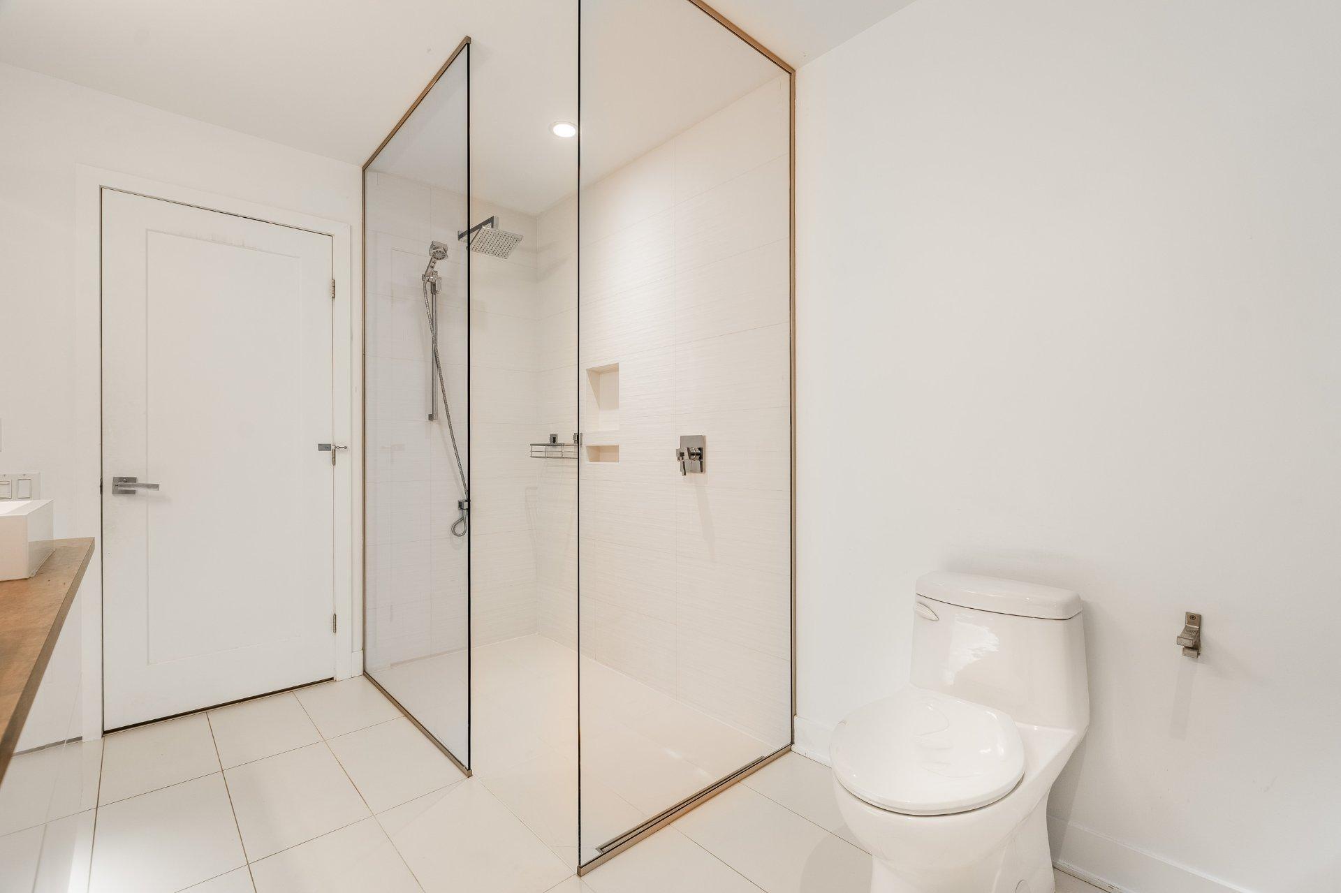 









104


Rue de l'Oiselet

,
Carignan,




QC
J3L7C3

