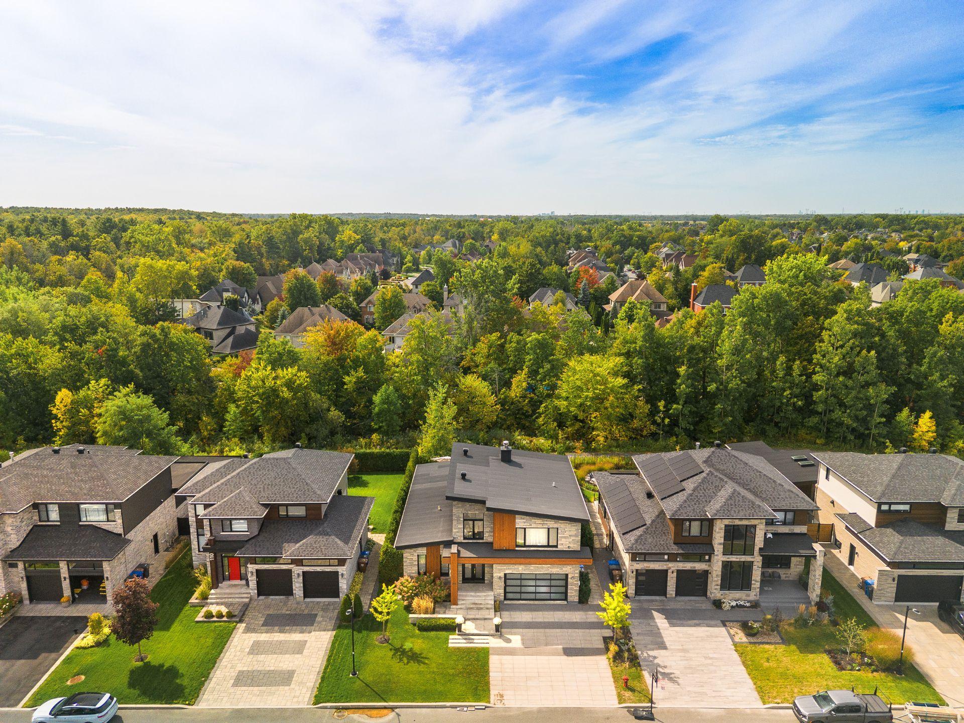 









104


Rue de l'Oiselet

,
Carignan,




QC
J3L7C3

