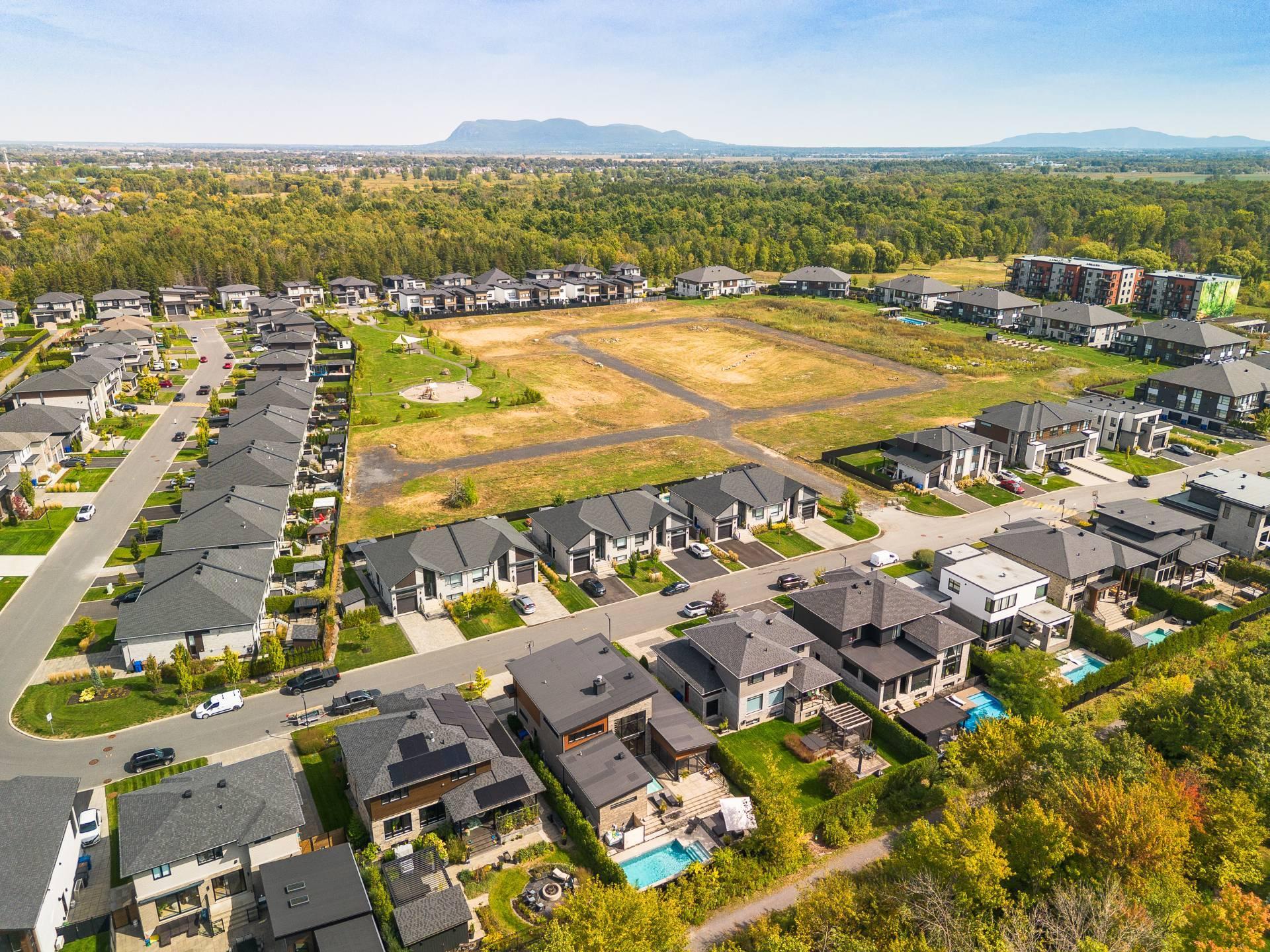 









104


Rue de l'Oiselet

,
Carignan,




QC
J3L7C3

