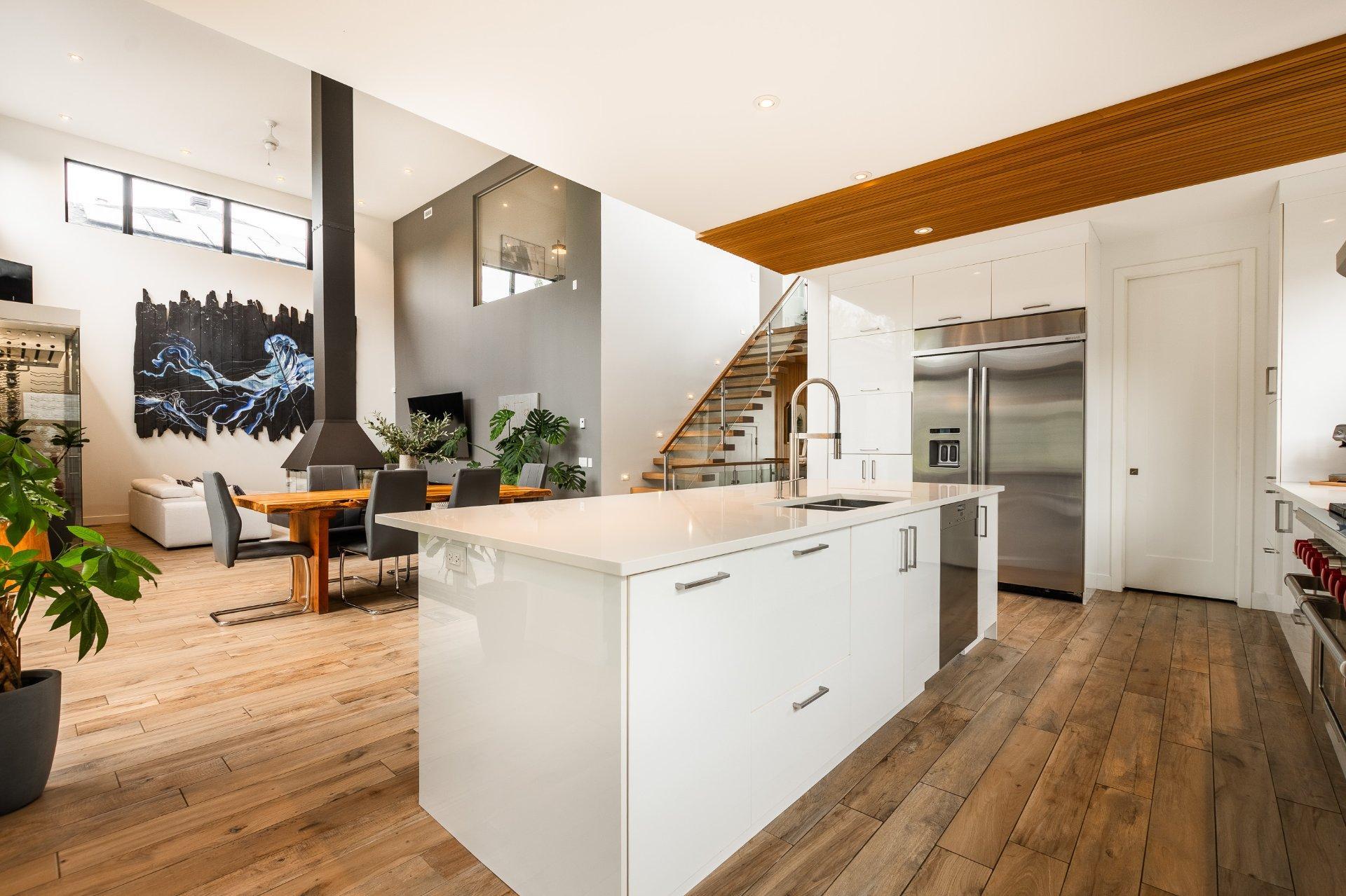 









104


Rue de l'Oiselet

,
Carignan,




QC
J3L7C3

