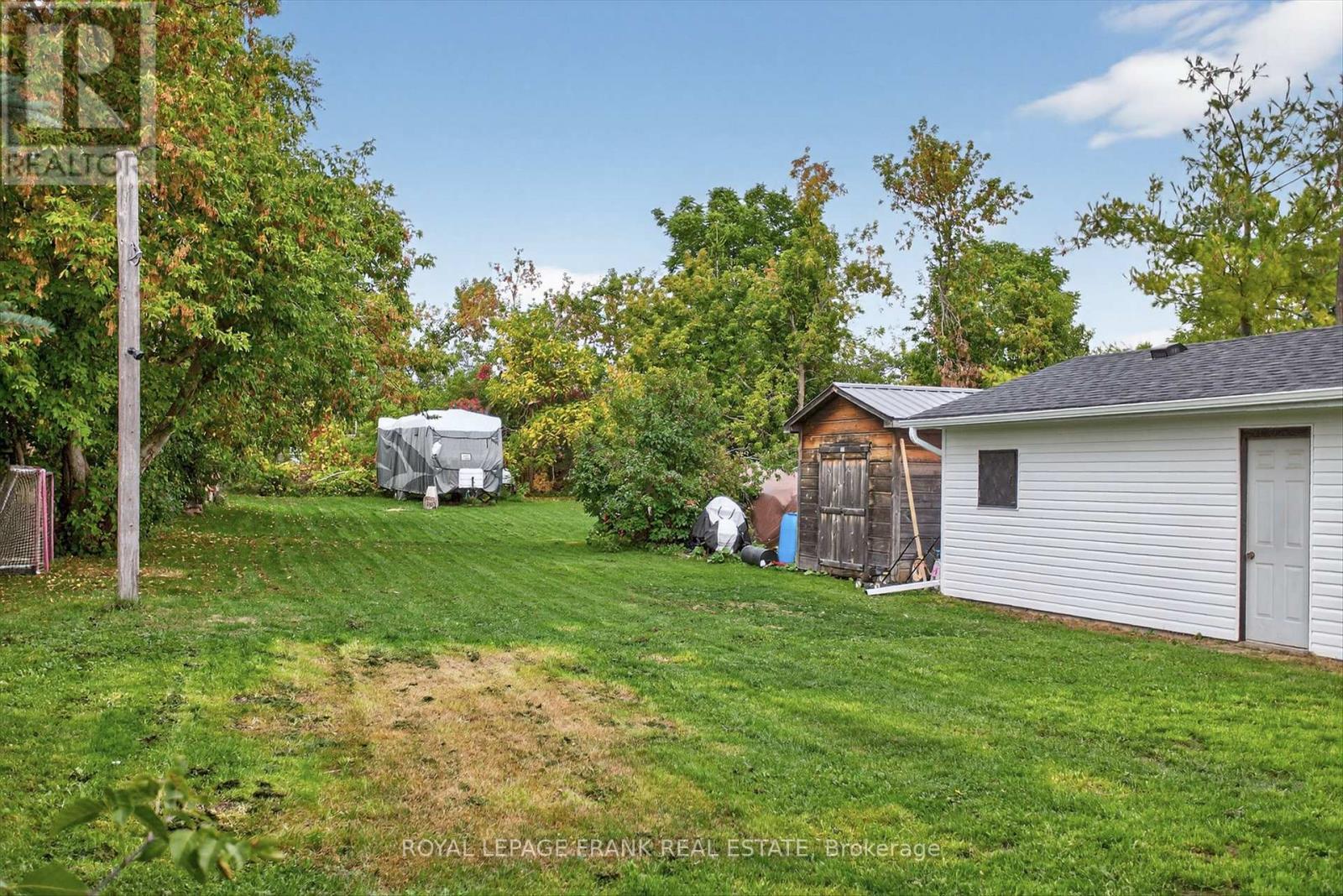 












36 GEORGE STREET E

,
Kawartha Lakes (Lindsay),




Ontario
K9V1W5


