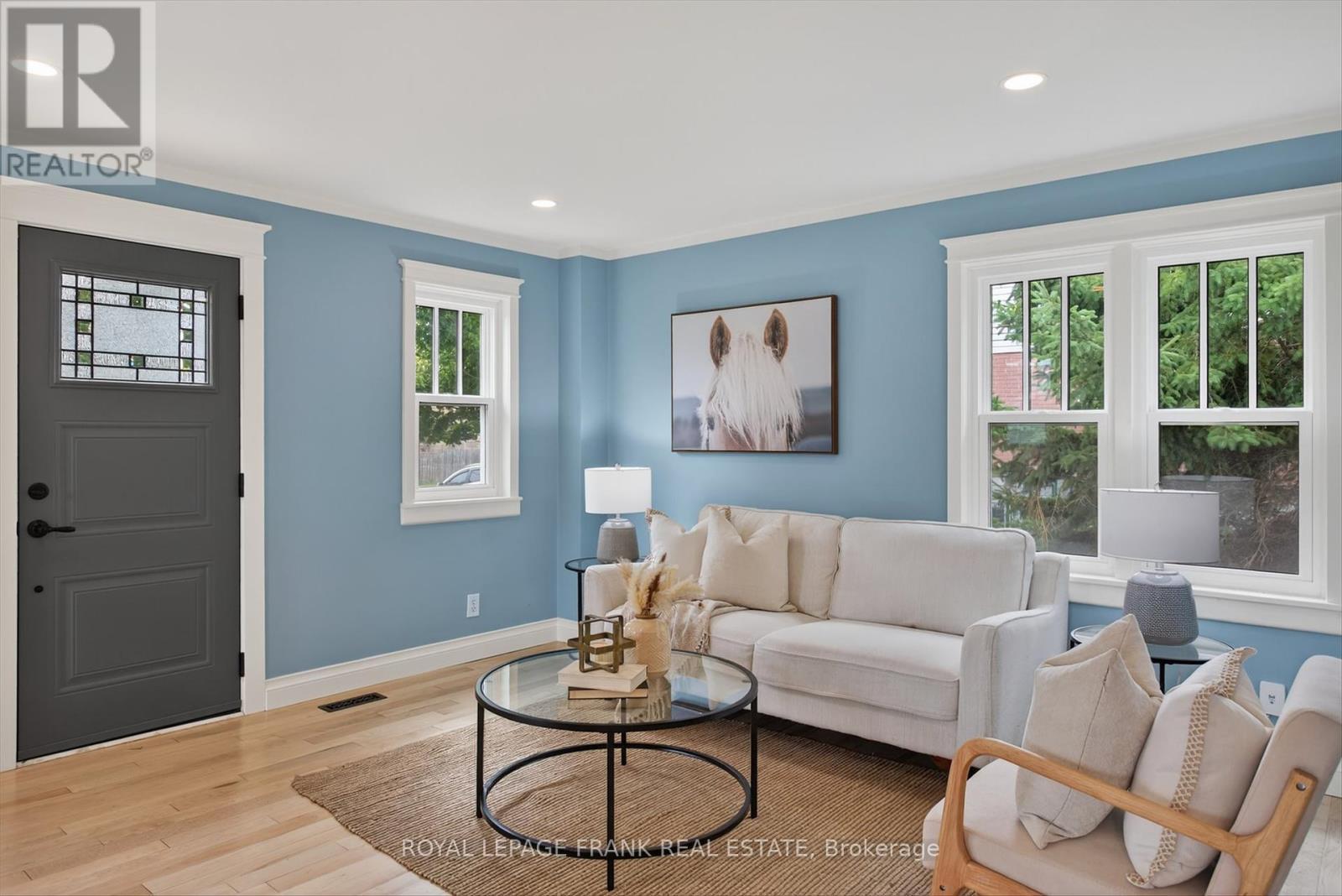 












36 GEORGE STREET E

,
Kawartha Lakes (Lindsay),




Ontario
K9V1W5

