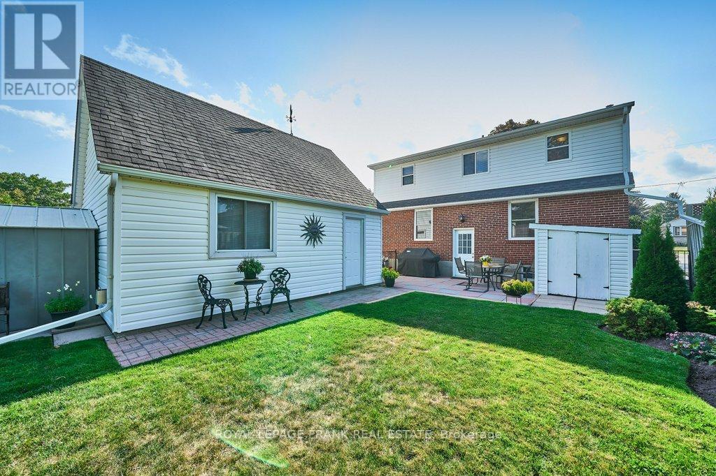 












483 NIPIGON STREET

,
Oshawa (McLaughlin),




Ontario
L1J4P6


