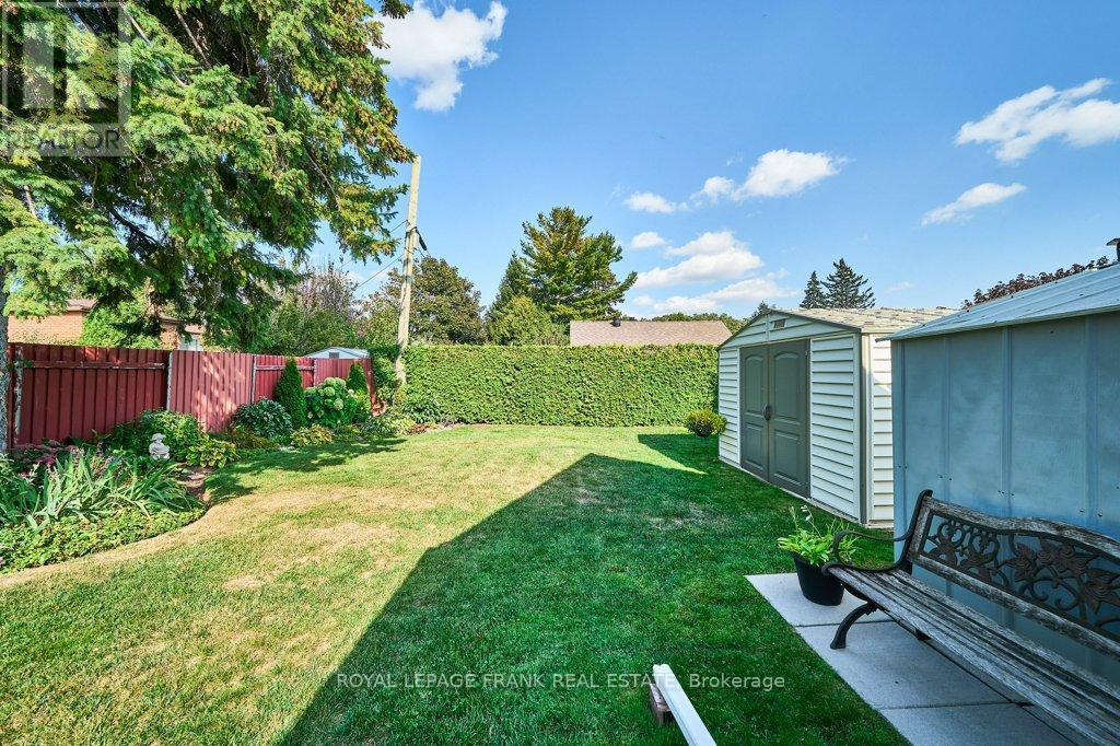 












483 NIPIGON STREET

,
Oshawa (McLaughlin),




Ontario
L1J4P6

