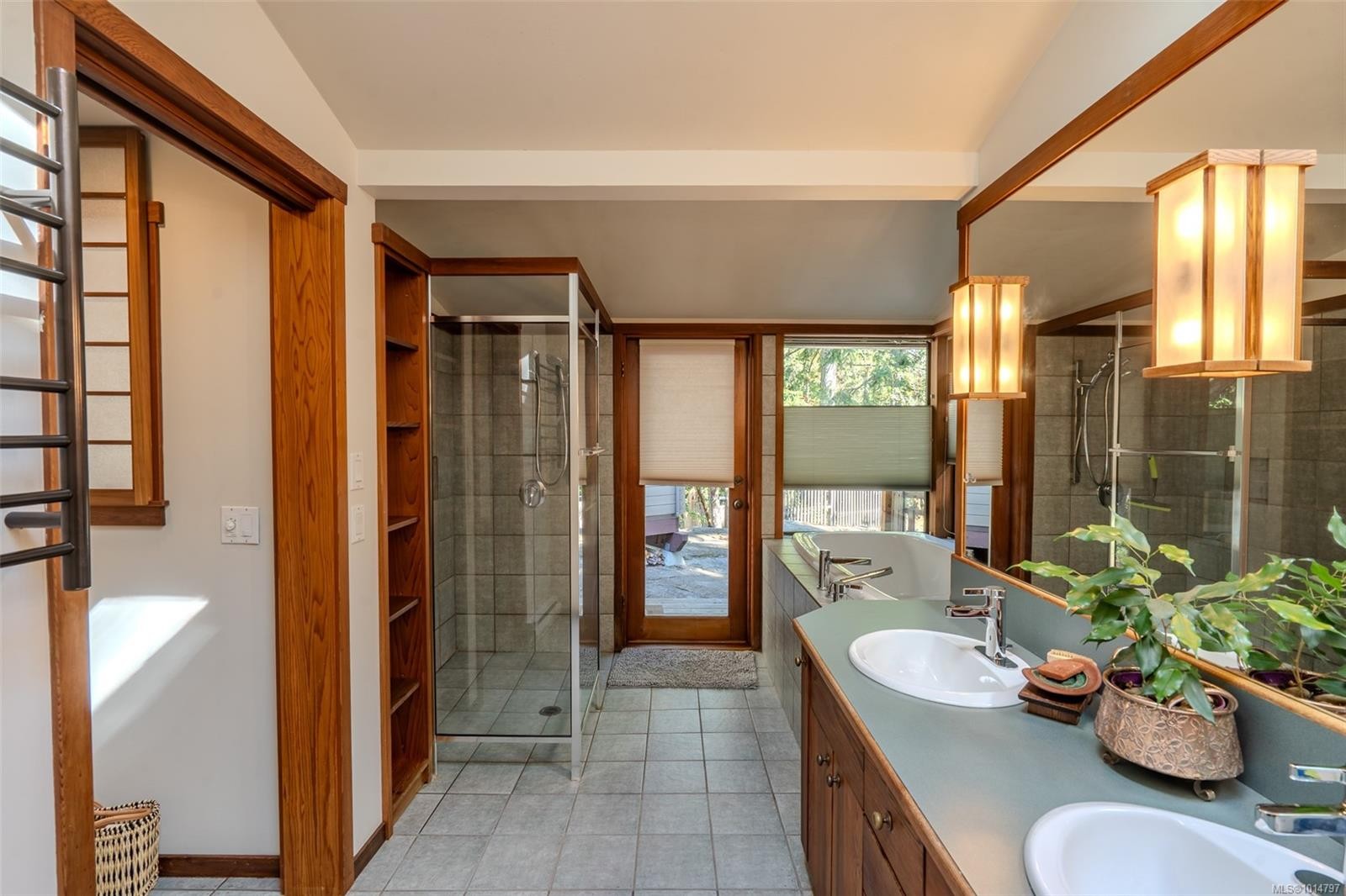 









124


Margaret

Ave,
Salt Spring,




BC
V8K 1H4

