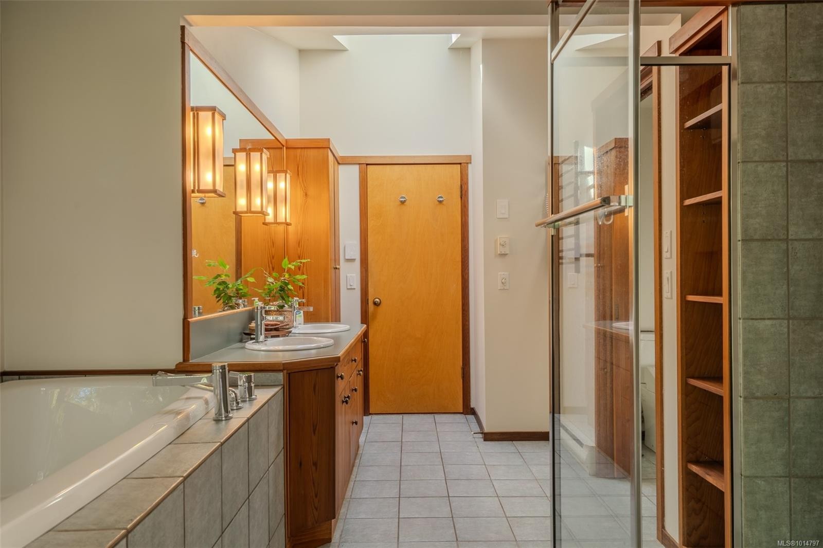 









124


Margaret

Ave,
Salt Spring,




BC
V8K 1H4

