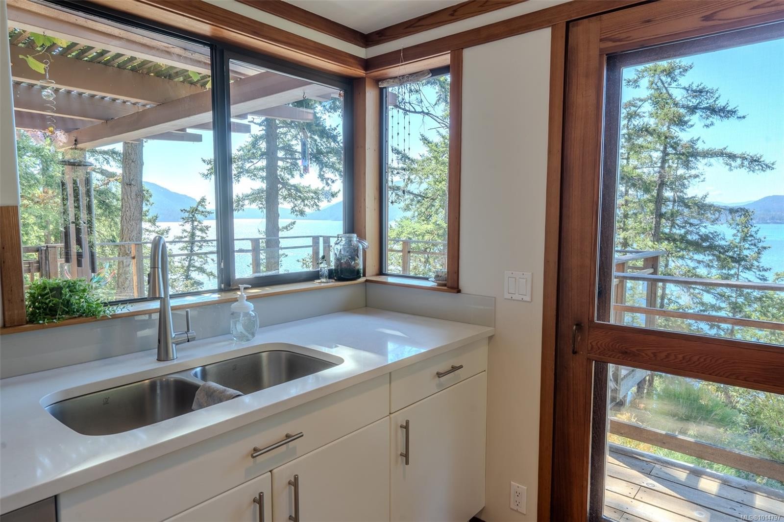 









124


Margaret

Ave,
Salt Spring,




BC
V8K 1H4

