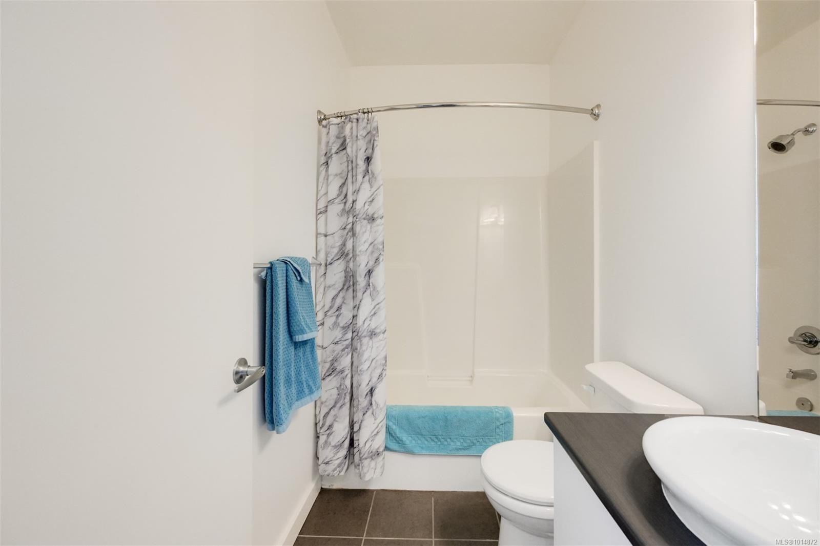 









1007


Johnson

St, 404,
Victoria,




BC
V8V 3N6

