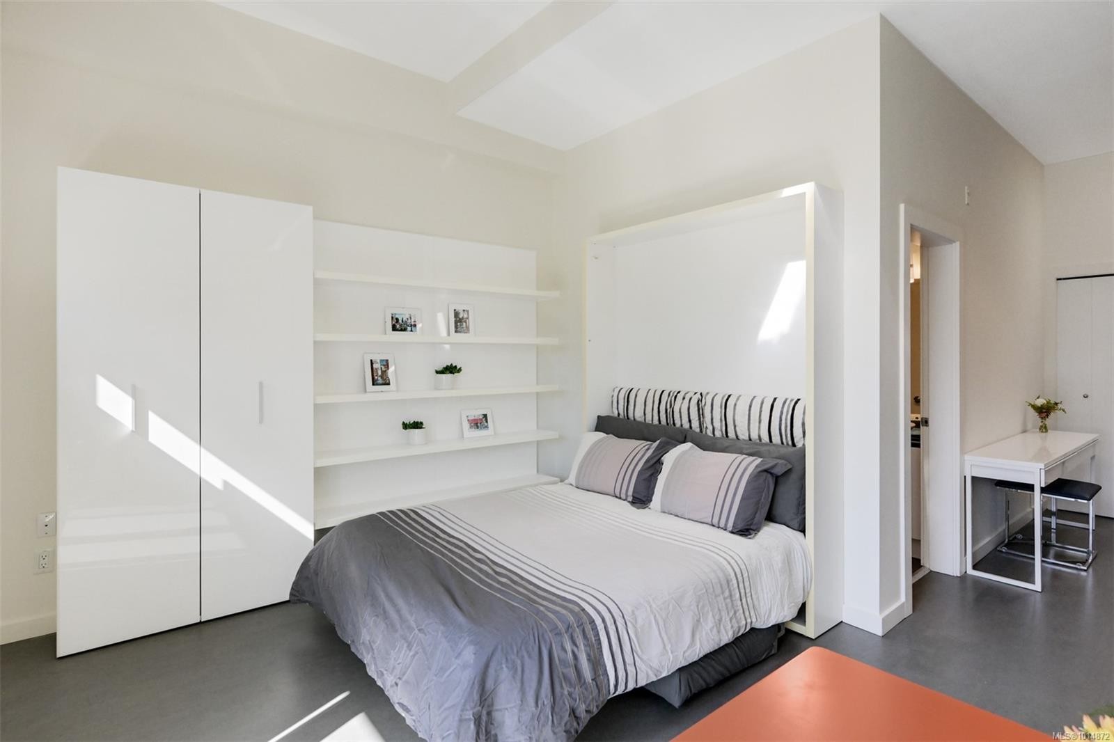 









1007


Johnson

St, 404,
Victoria,




BC
V8V 3N6

