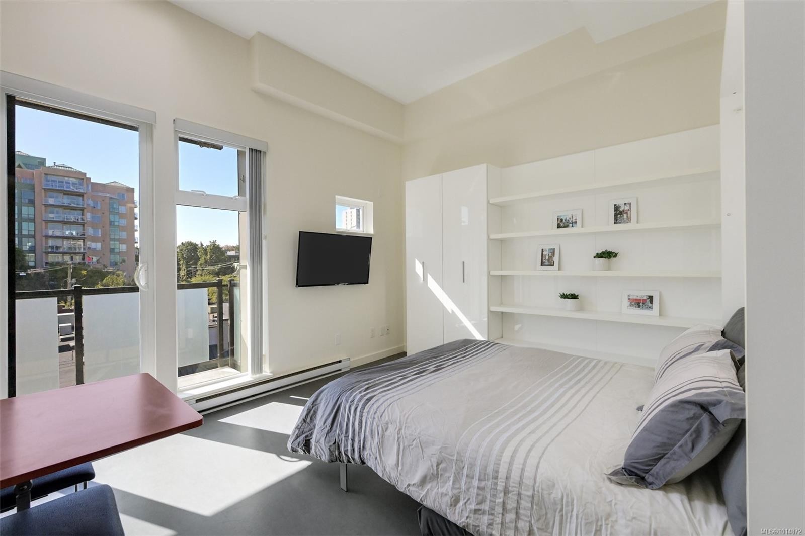 









1007


Johnson

St, 404,
Victoria,




BC
V8V 3N6

