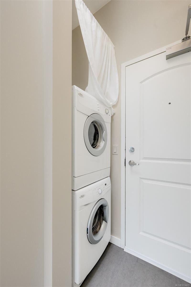 









1007


Johnson

St, 404,
Victoria,




BC
V8V 3N6

