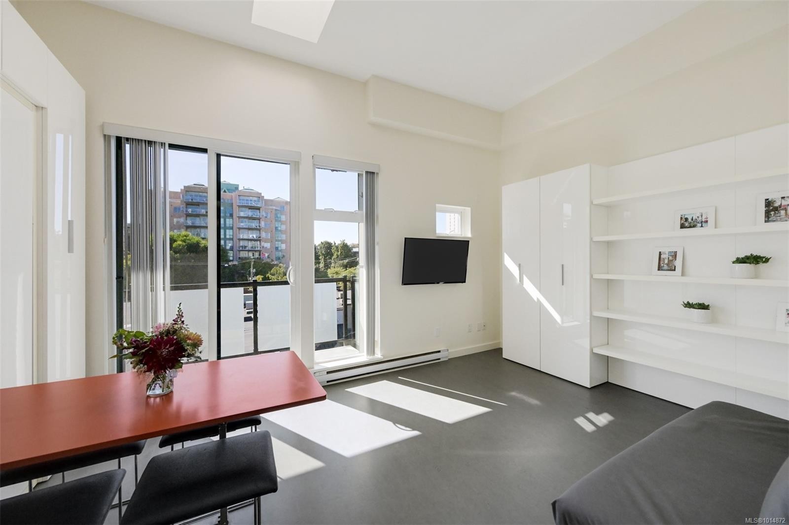 









1007


Johnson

St, 404,
Victoria,




BC
V8V 3N6

