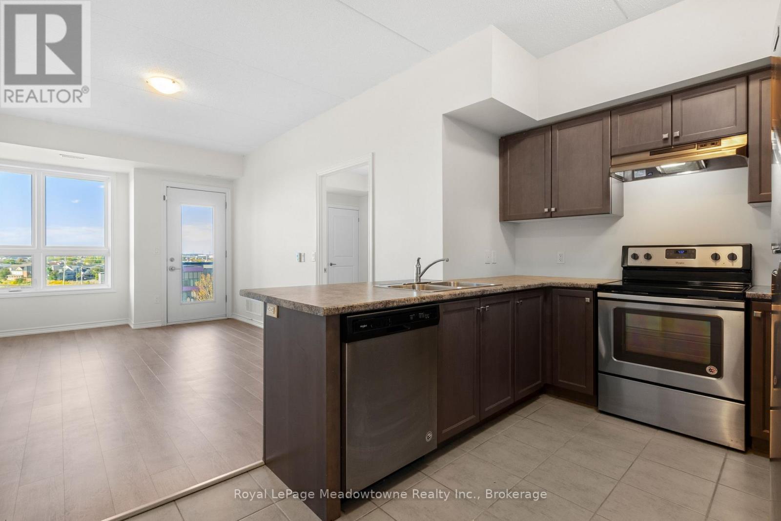 












511 - 630 SAUVE STREET

,
Milton (BE Beaty),




Ontario
L9T9A6

