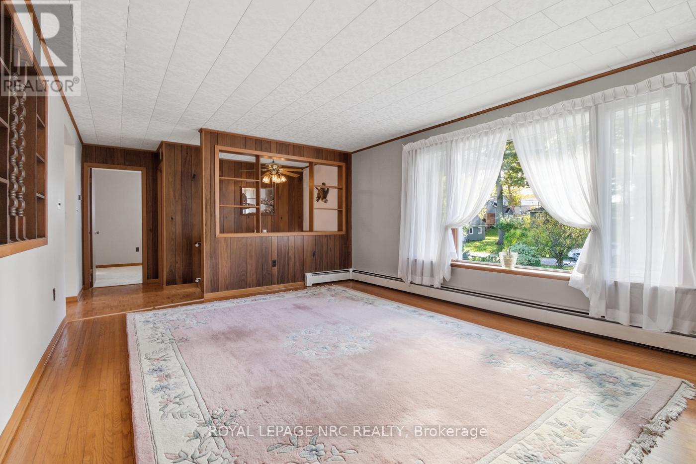 












10592 WOODLAND DRIVE

,
Wainfleet (Lakeshore),




Ontario
L3K5V4

