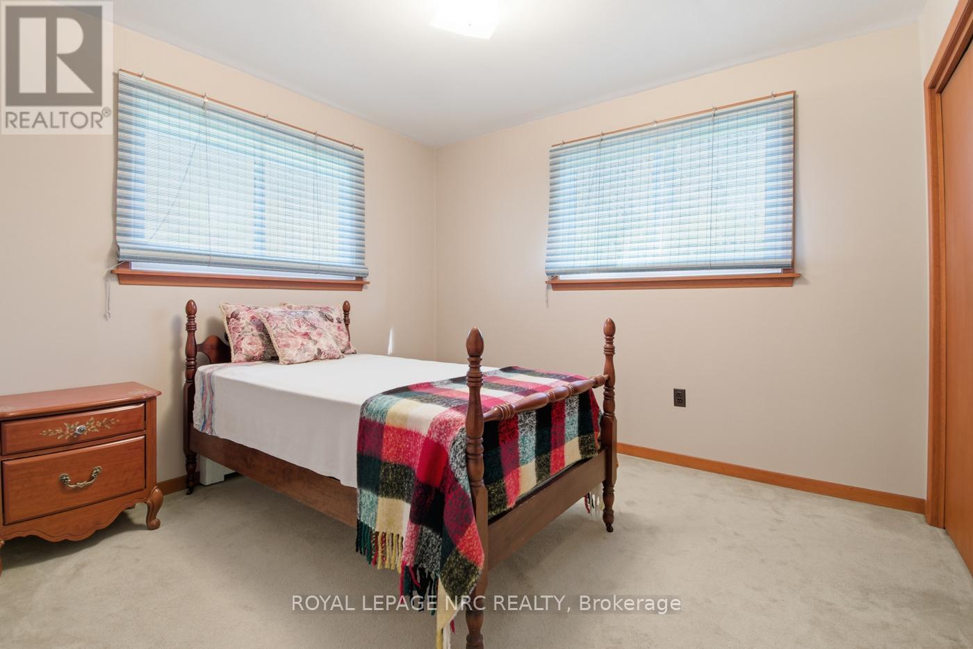 












10592 WOODLAND DRIVE

,
Wainfleet (Lakeshore),




Ontario
L3K5V4

