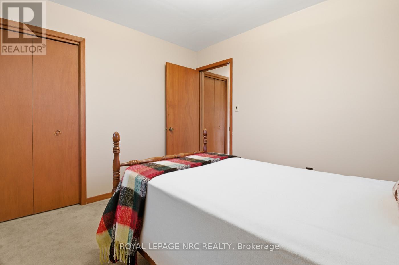 












10592 WOODLAND DRIVE

,
Wainfleet (Lakeshore),




Ontario
L3K5V4

