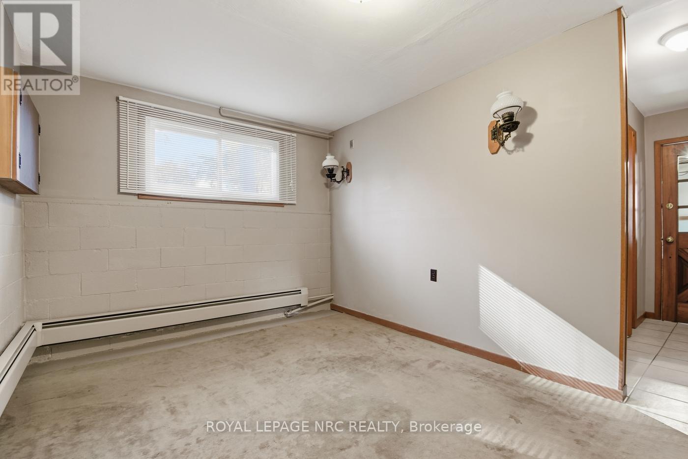 












10592 WOODLAND DRIVE

,
Wainfleet (Lakeshore),




Ontario
L3K5V4

