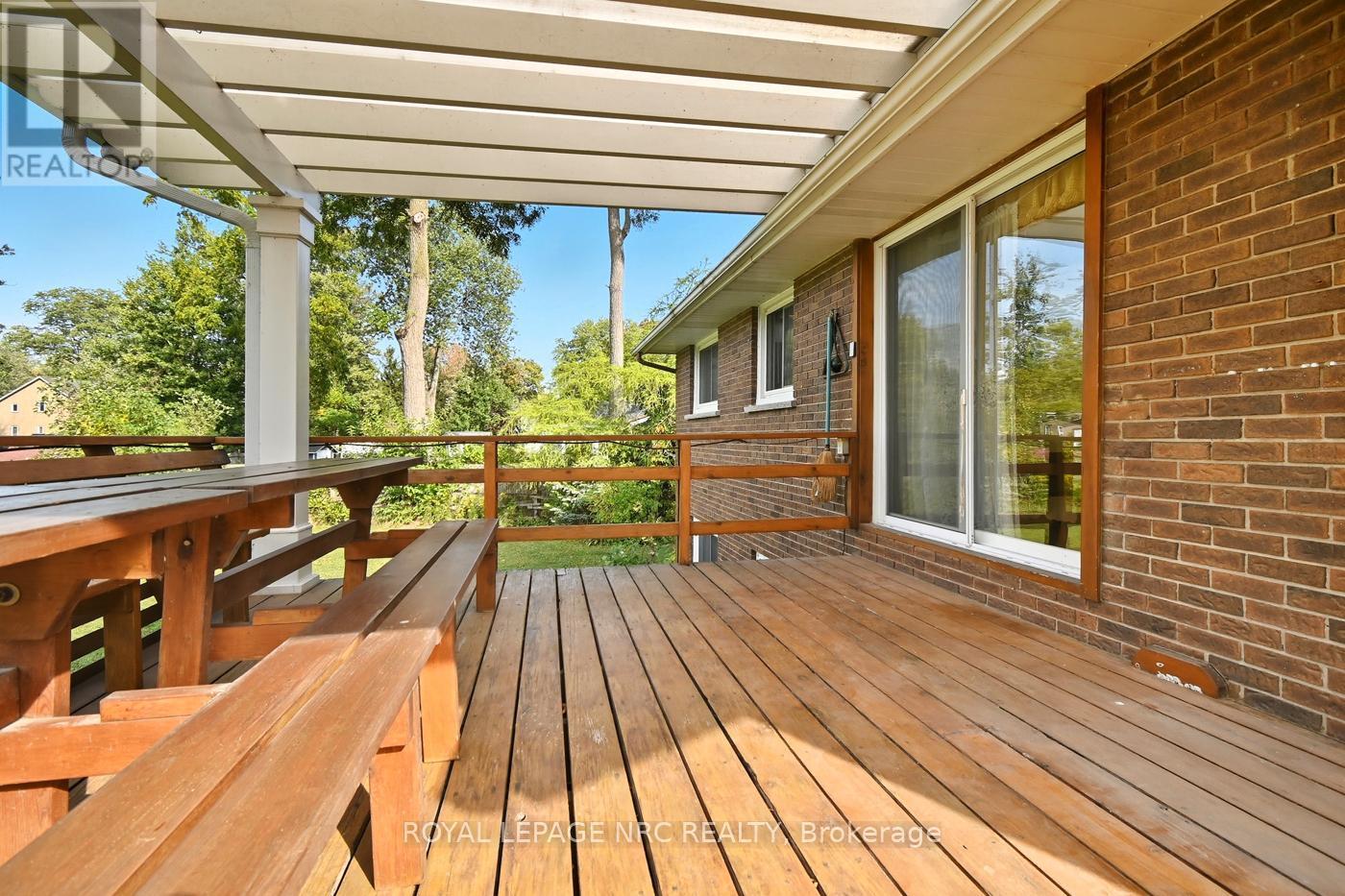 












10592 WOODLAND DRIVE

,
Wainfleet (Lakeshore),




Ontario
L3K5V4

