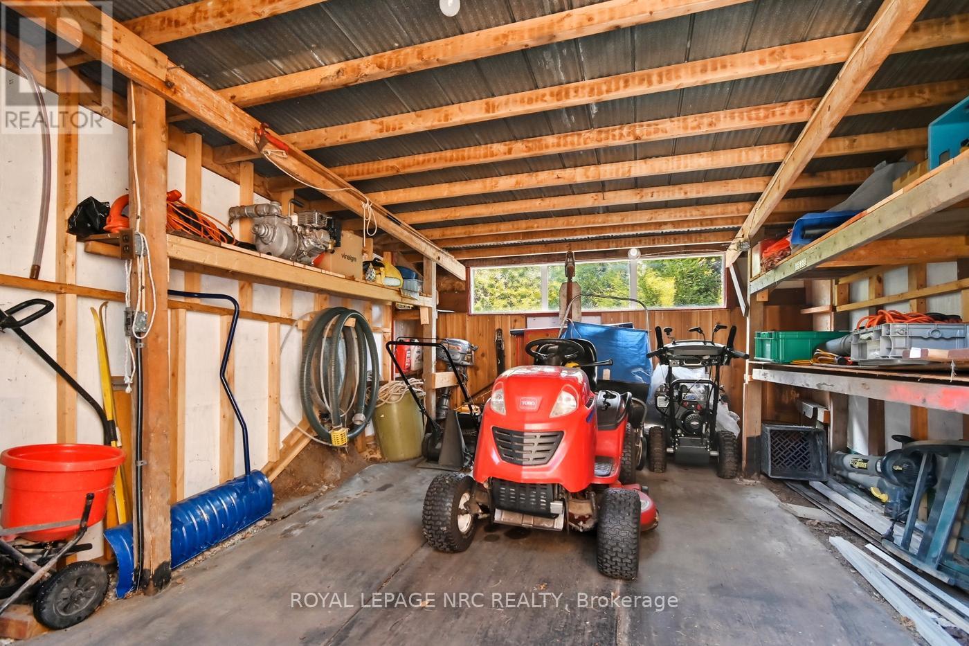 












10592 WOODLAND DRIVE

,
Wainfleet (Lakeshore),




Ontario
L3K5V4

