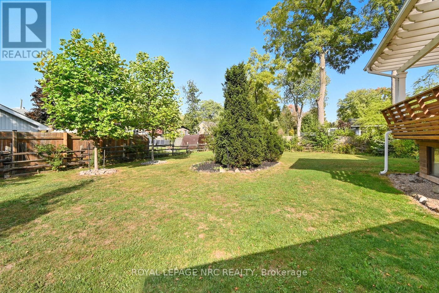 












10592 WOODLAND DRIVE

,
Wainfleet (Lakeshore),




Ontario
L3K5V4

