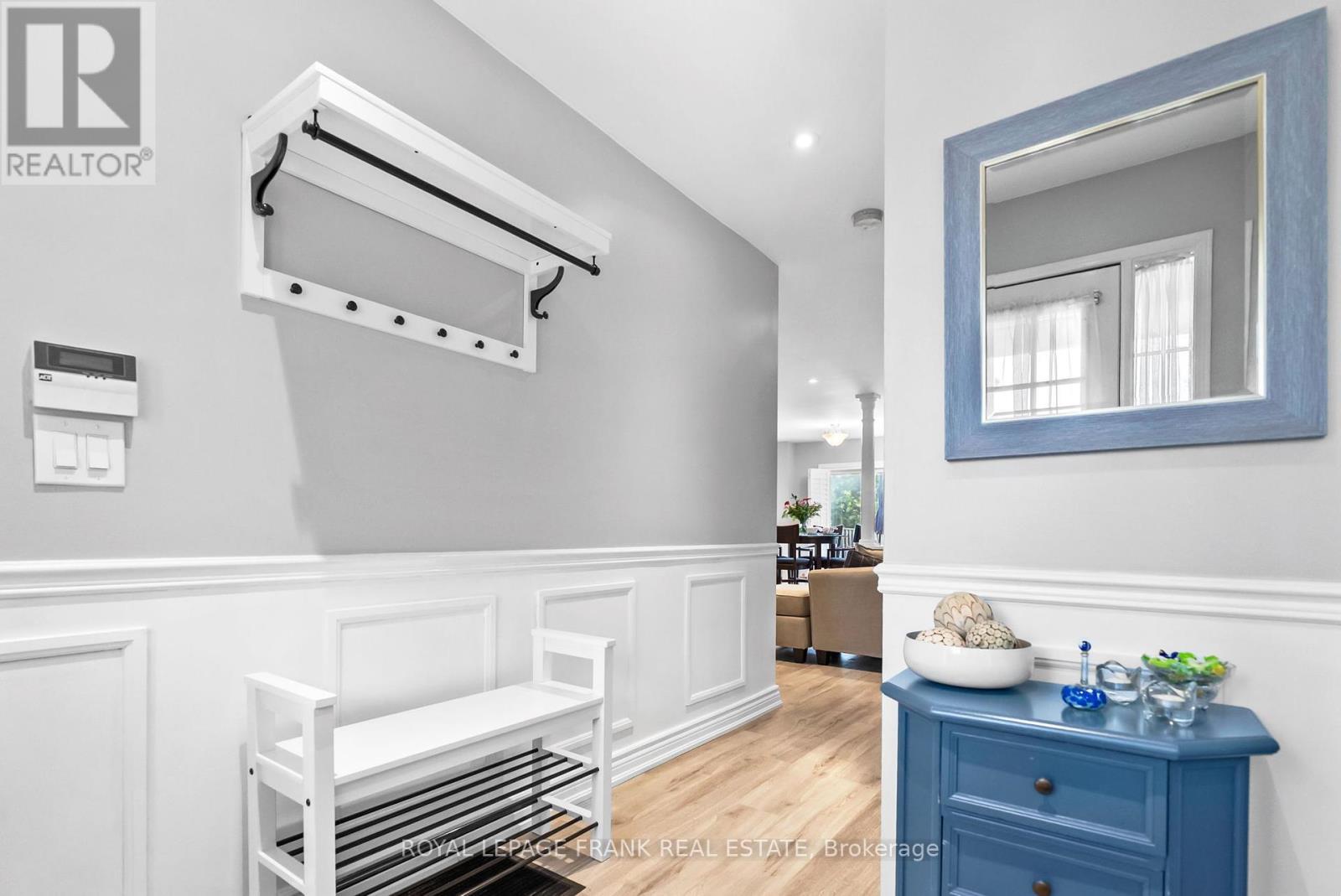 












24 INGOLD LANE

,
Ajax (Central),




Ontario
L1Z1K3

