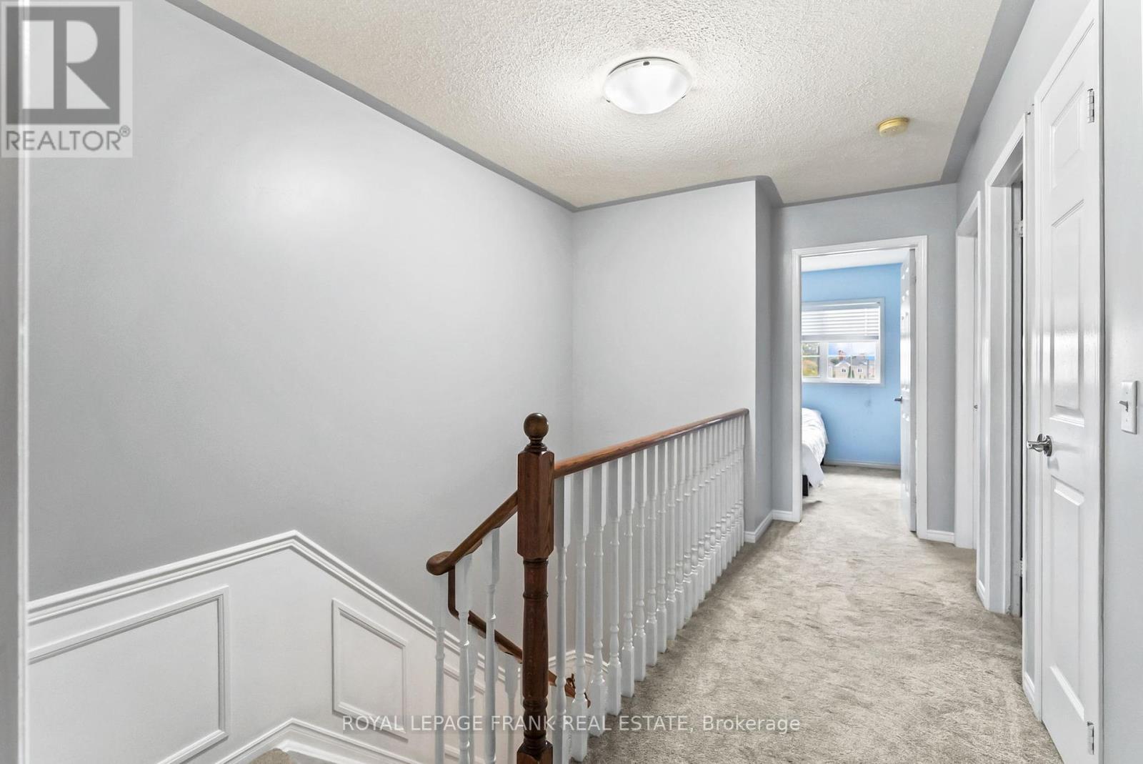 












24 INGOLD LANE

,
Ajax (Central),




Ontario
L1Z1K3

