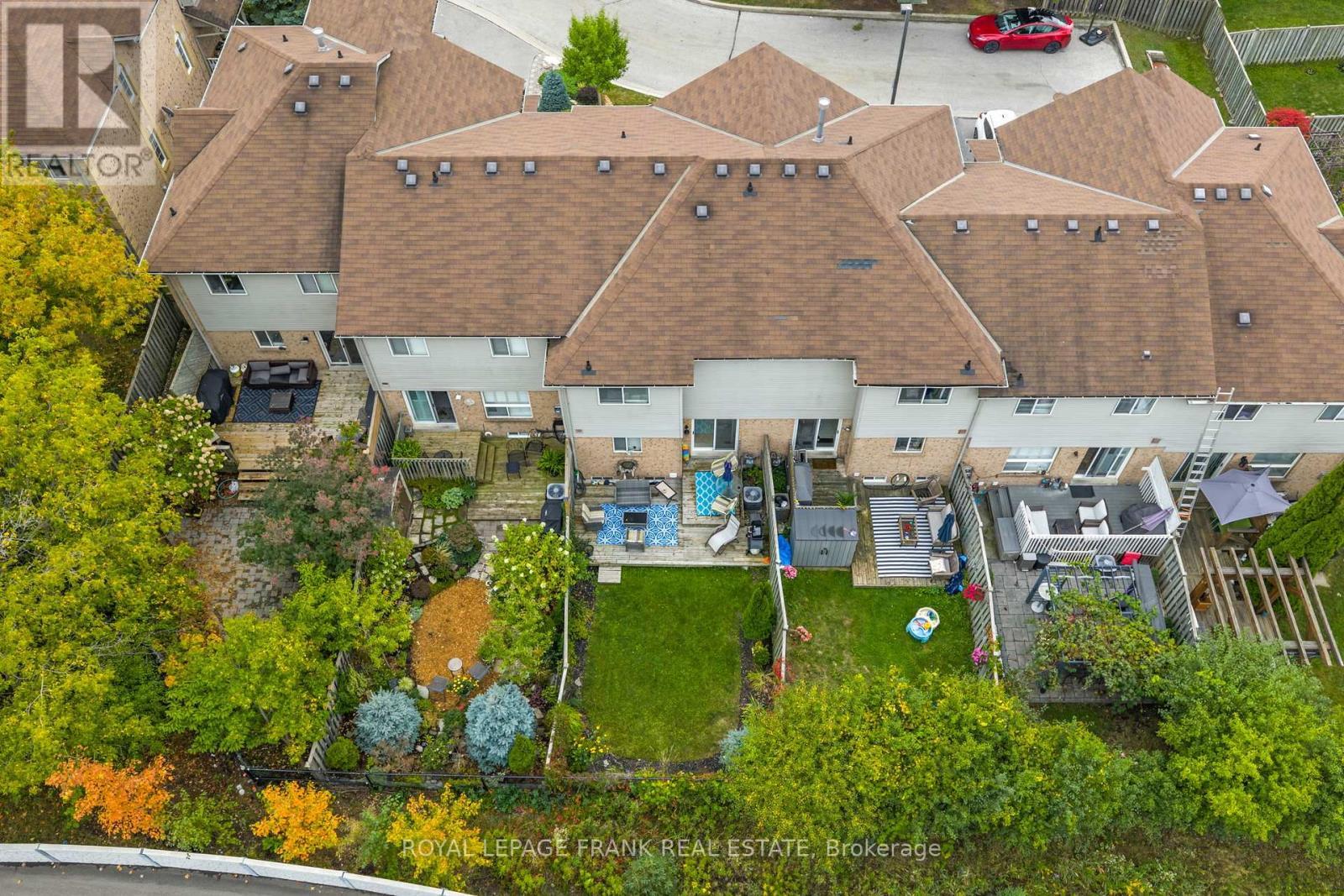 












24 INGOLD LANE

,
Ajax (Central),




Ontario
L1Z1K3

