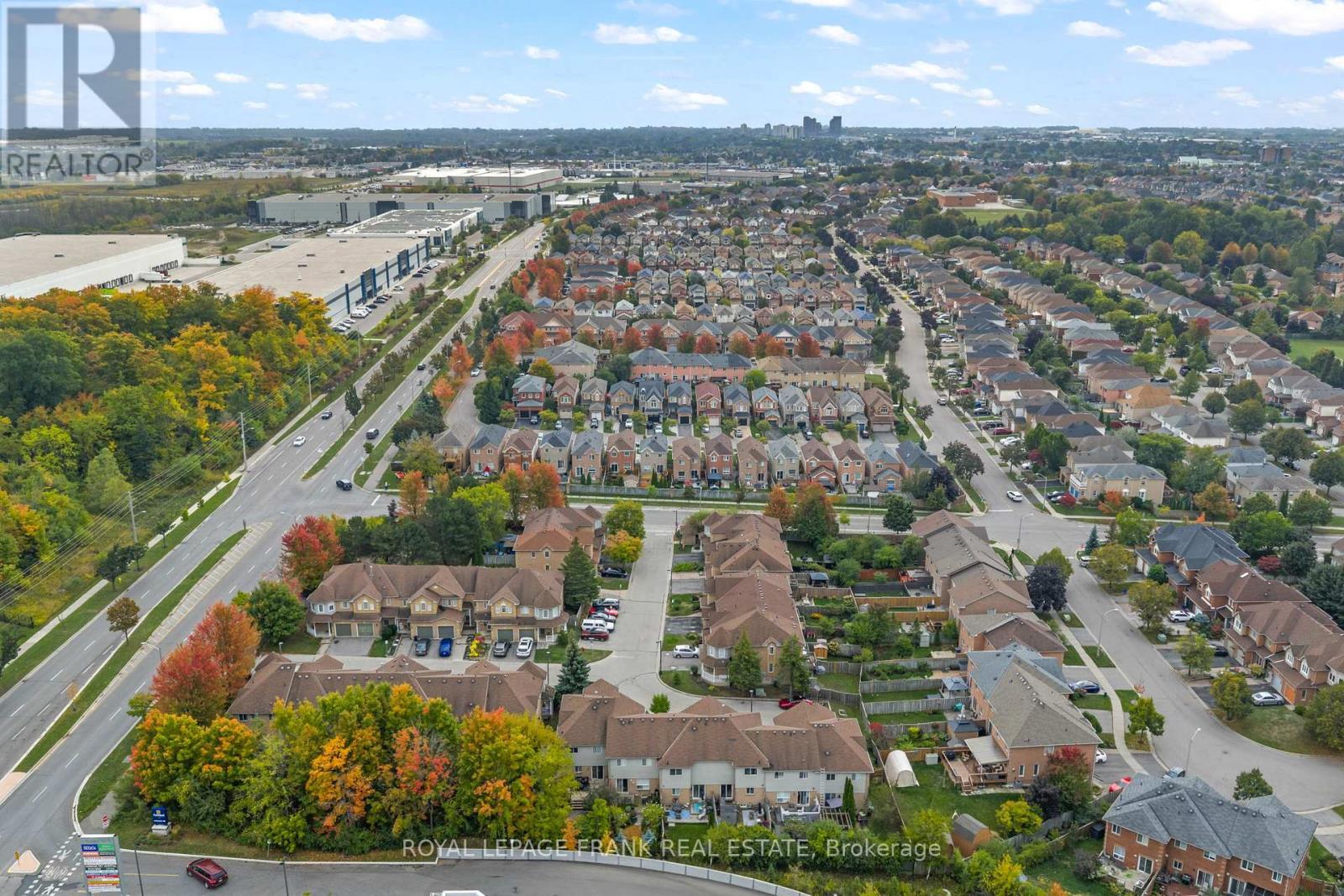 












24 INGOLD LANE

,
Ajax (Central),




Ontario
L1Z1K3

