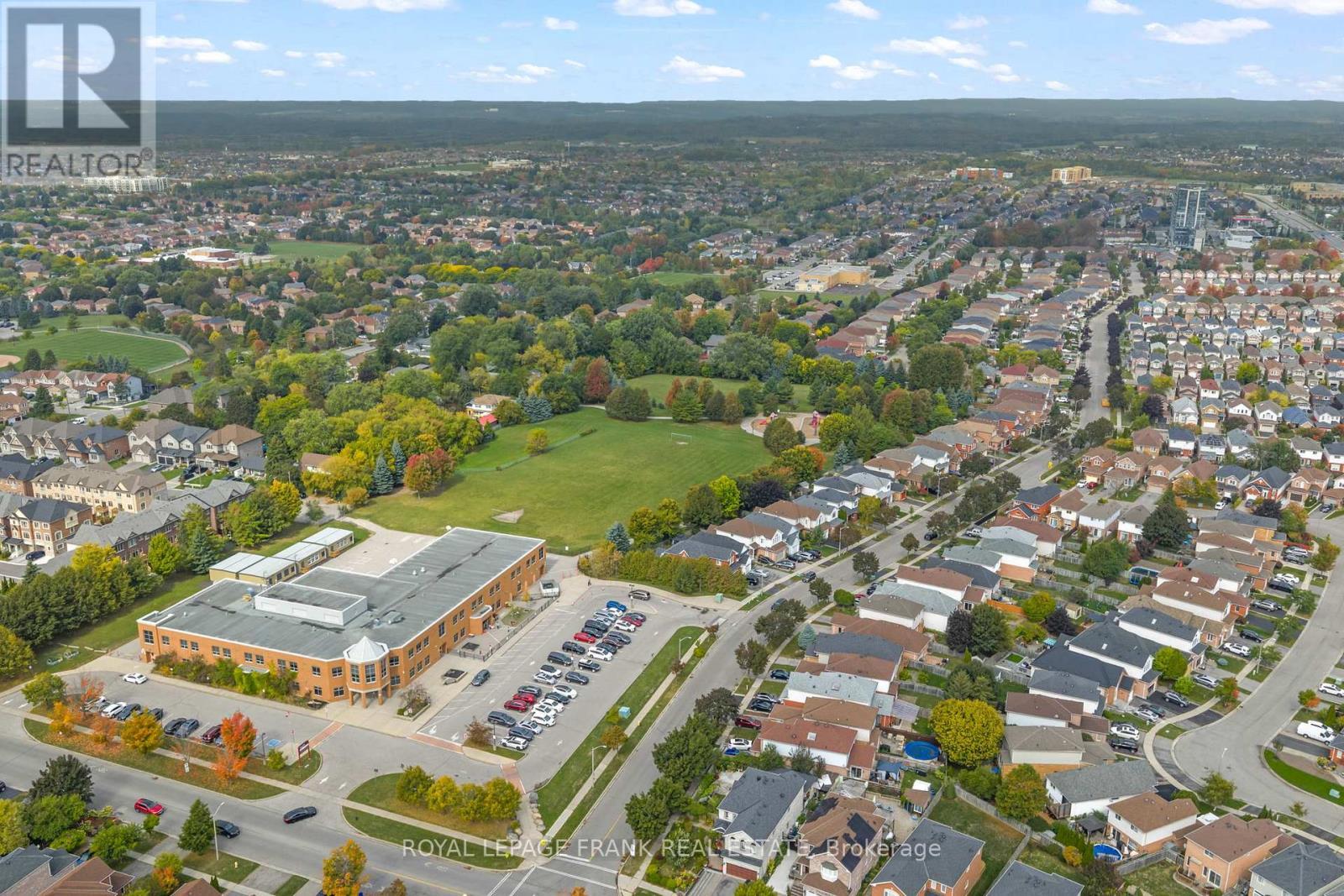 












24 INGOLD LANE

,
Ajax (Central),




Ontario
L1Z1K3


