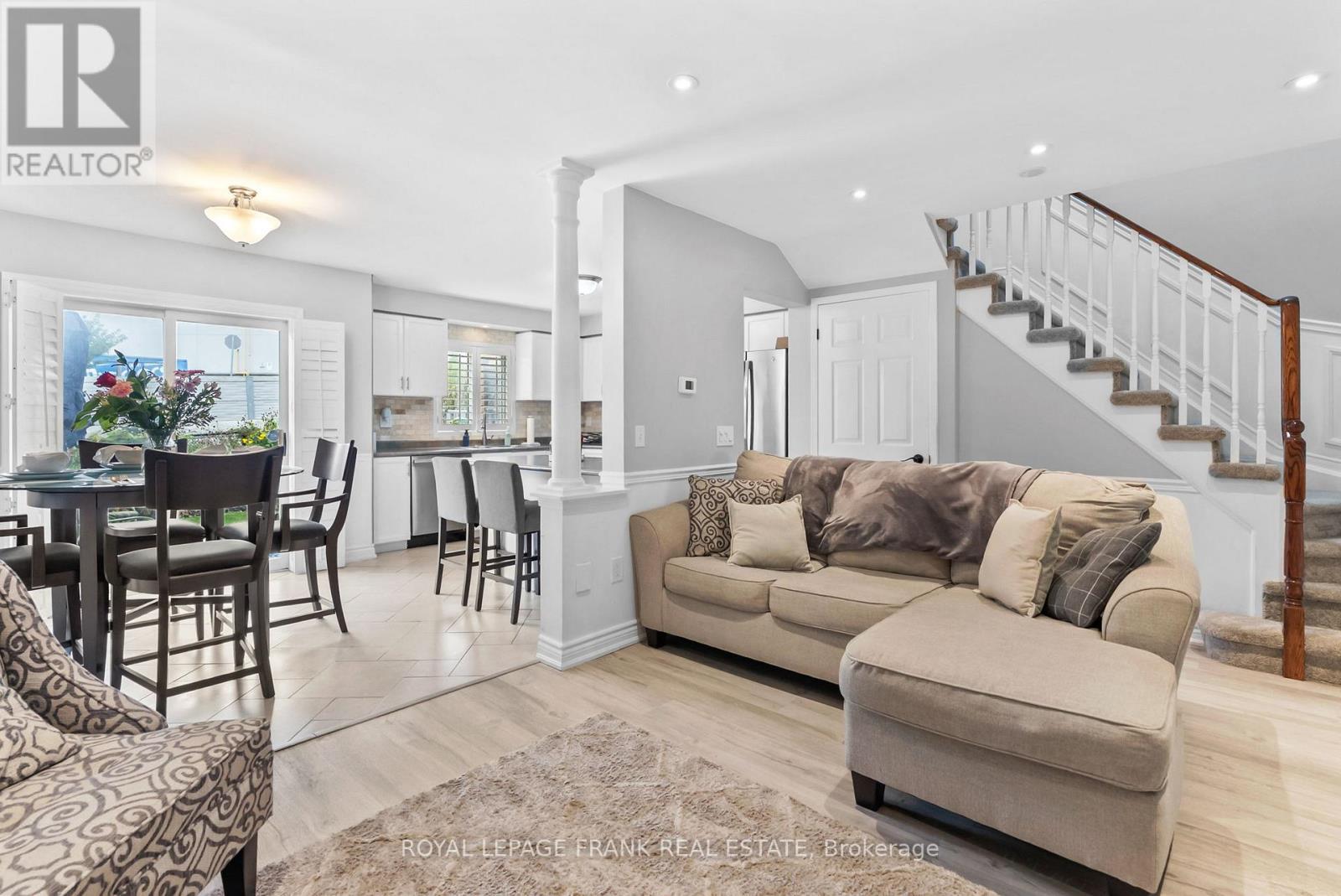 












24 INGOLD LANE

,
Ajax (Central),




Ontario
L1Z1K3

