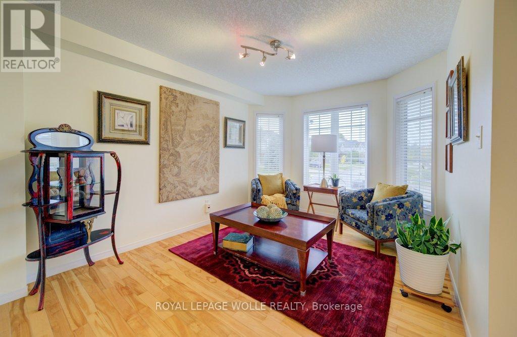 












704 SHEDIAC CRESCENT

,
Waterloo,




Ontario
N2K4H5

