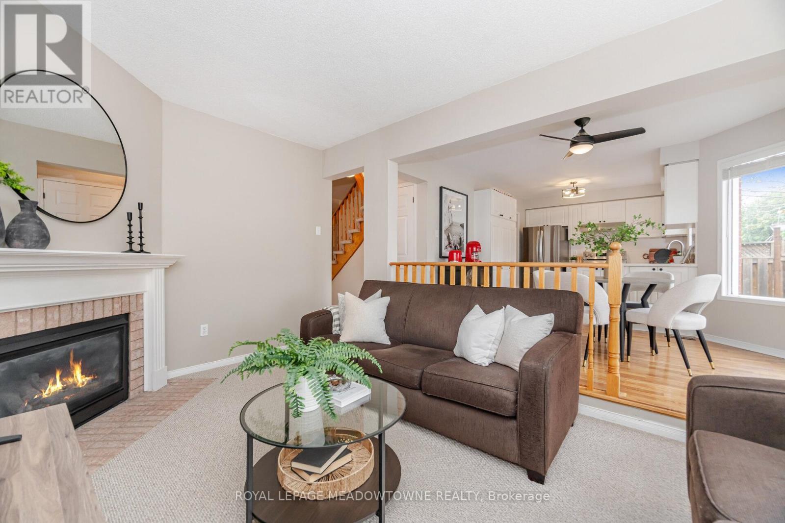 












33 HARROP AVENUE

,
Halton Hills,




Ontario
L7G5R4

