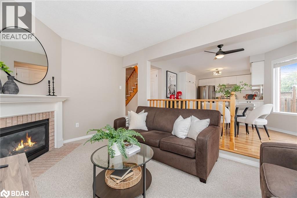 












33 HARROP Avenue

,
Georgetown,




Ontario
L7G5R4

