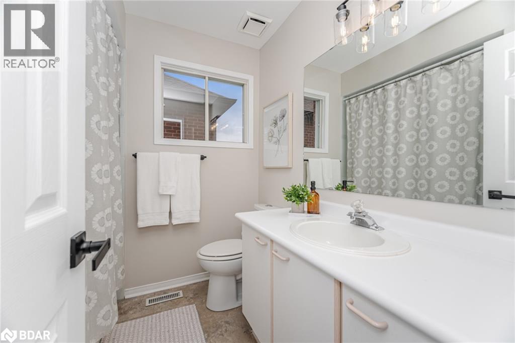 












33 HARROP Avenue

,
Georgetown,




Ontario
L7G5R4

