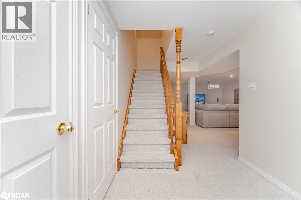 












33 HARROP Avenue

,
Georgetown,




Ontario
L7G5R4


