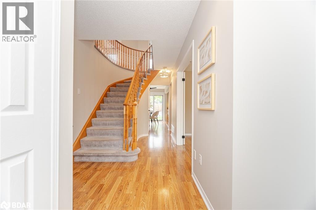












33 HARROP Avenue

,
Georgetown,




Ontario
L7G5R4

